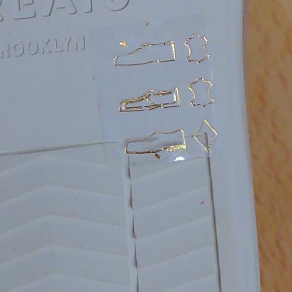 GREATS Royale Perforated Leather Sneaker 9.5 New - Picture 13 of 16